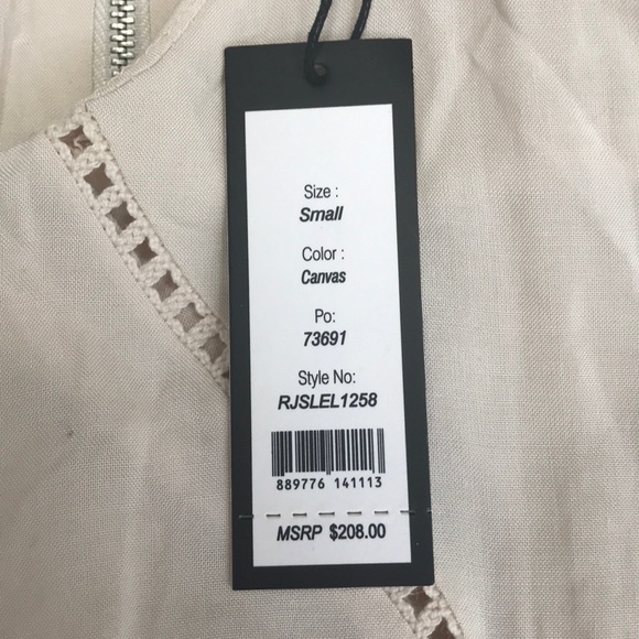 Spring dress - Picture 3 of 3